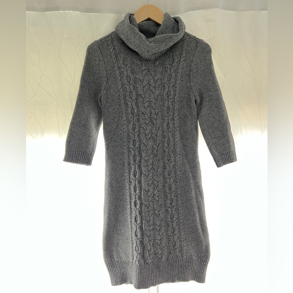 Tommy Hilfiger 3/4 Sleeved Cowl Turtleneck Sweater Dress S/P - Picture 3 of 9